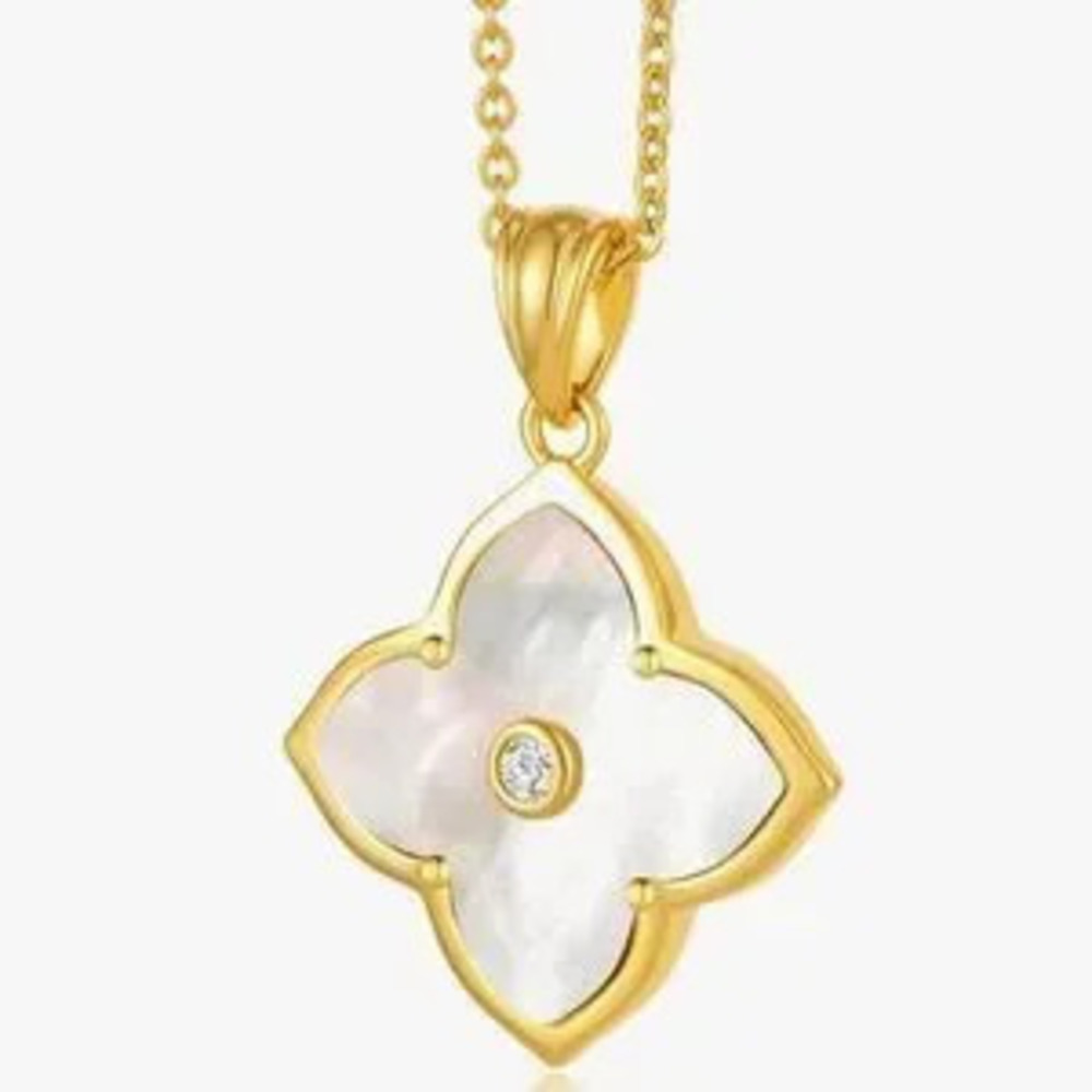 NEW?14K Gold Filled Elegant Gold Clover Pendant Necklace